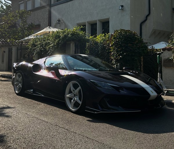 Ferrari 337969